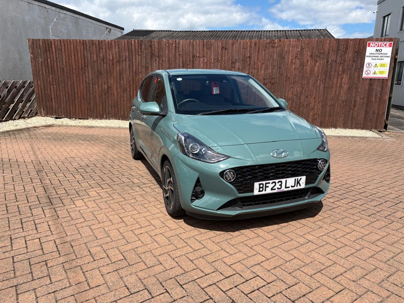 HYUNDAI i10
