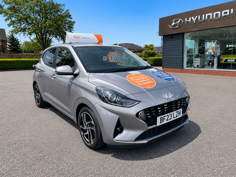 HYUNDAI i10