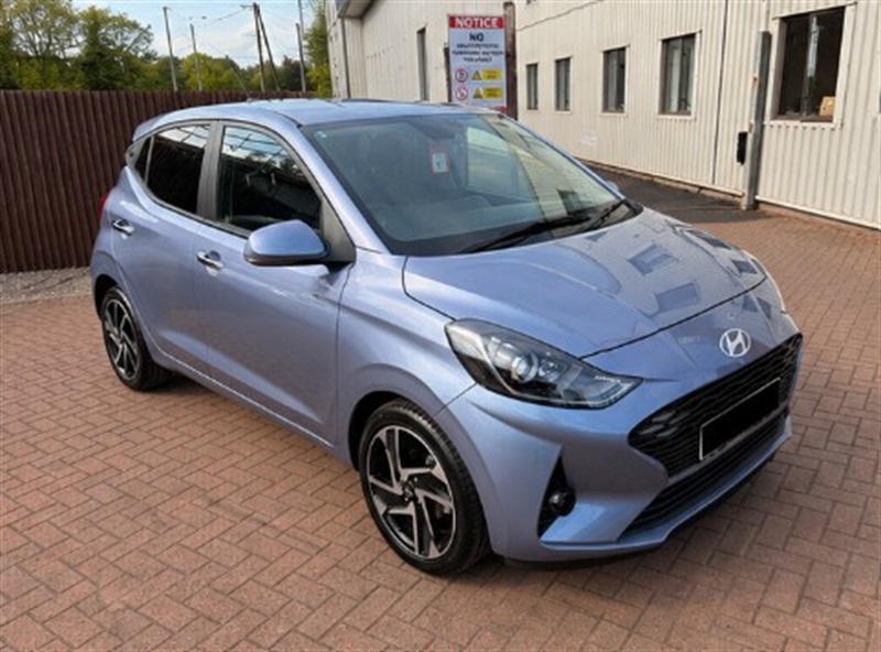 HYUNDAI i10